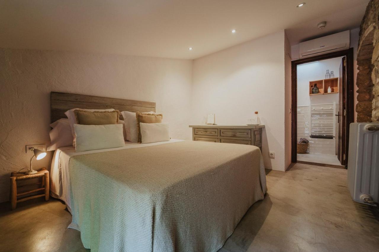 Cal Nou 9 - Adults Only Guest House กอร์ซา ภายนอก รูปภาพ