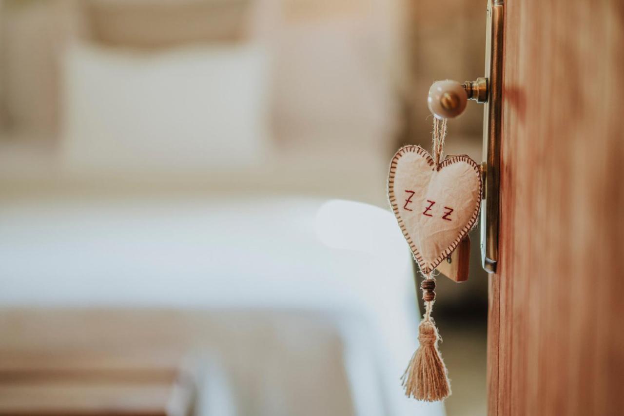 Cal Nou 9 - Adults Only Guest House กอร์ซา ภายนอก รูปภาพ