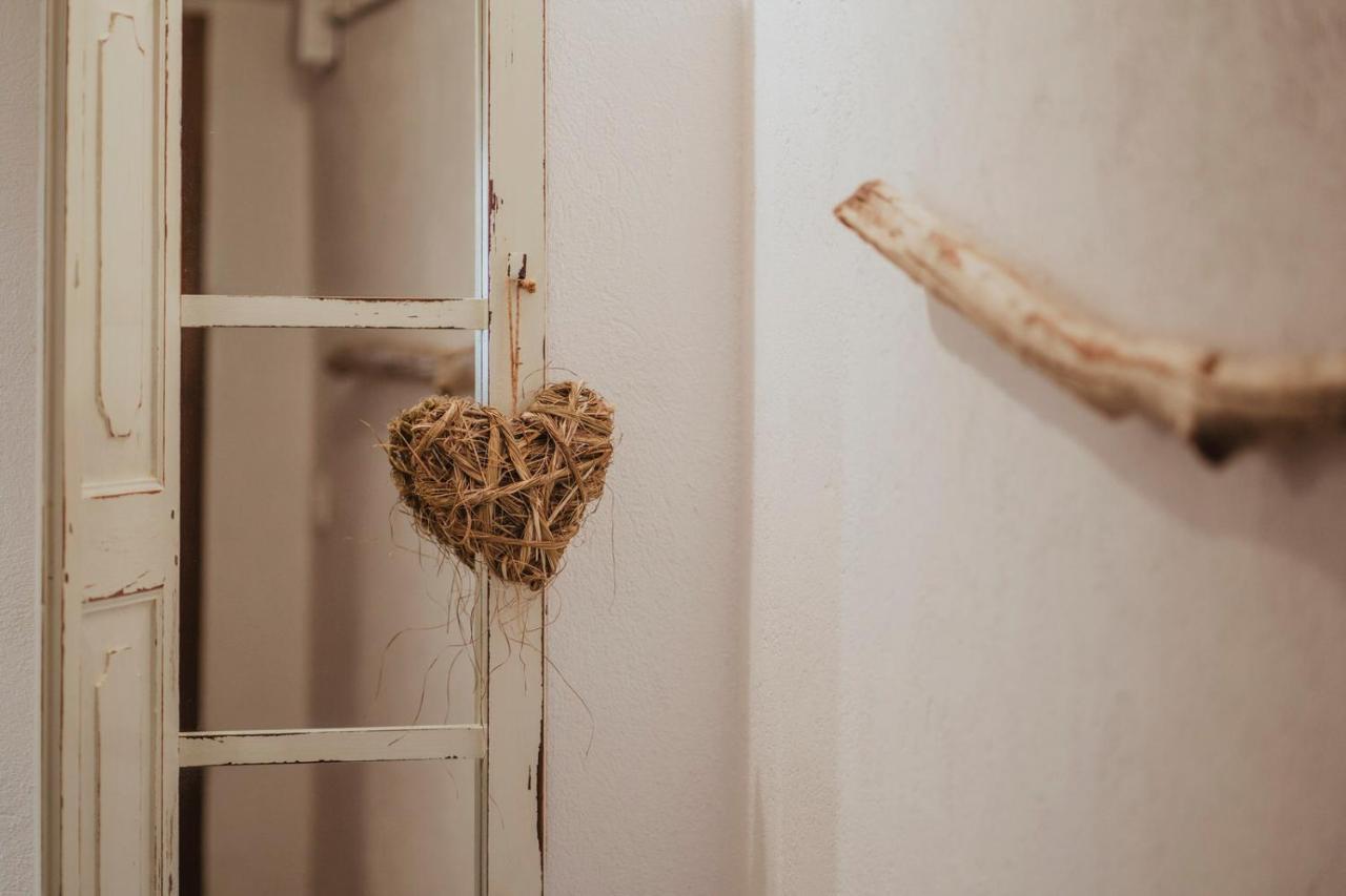 Cal Nou 9 - Adults Only Guest House กอร์ซา ภายนอก รูปภาพ